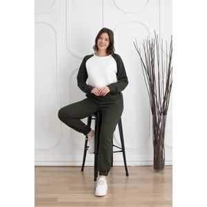 Kadın Üst Beyaz Kolları Haki  Bisiklet Yaka, Alt Haki Beli ve Paçası Lastikli Pamuklu 3 İplik, Cepli Eşofman Takımı, Spor Giyim