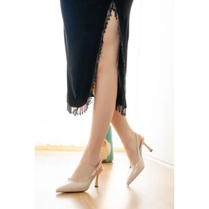 Renita Bej Rugan Yanı Tokalı (8 Cm) Sivri Burun Topuklu Ayakkabı