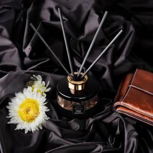 Floral Leather Niche Oda Kokusu 150 ml