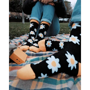 Papatya Desenli Çorap