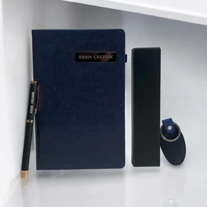 Eren Ofis Kişiye Özel Kenar Boyalı Lacivert Defter Ismli & Kişiye Özel Roller Kalem & Anahtarlık Hediye Seti
