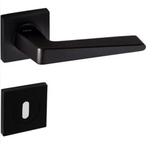 Max Penta Mat Siyah Kare Rozetli Oda