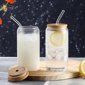 Çizgili Isıya Dayanıklı Cam Pipetli Ahşap Kapaklı ve Borosilikat Bardak Sunum Bardağı 550 ml