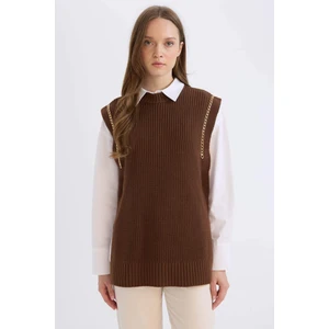 Yarım Balıkçı Yaka Basic Düz Yan Yırtmaçlı Triko Süveter D5022AX24AU