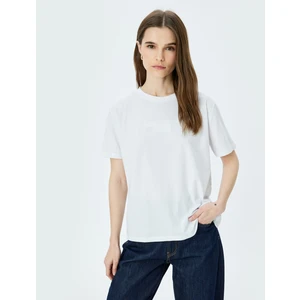 Pamuklu Bisiklet Yaka Kısa Kollu Basic T-Shirt