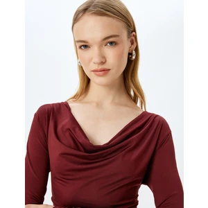 Uzun Kollu Degaje Yaka Slim Fit T-Shirt