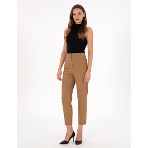 Pierre Cardin Kadın Bej Carrot Fit Kumaş Pantolon 50302509-VR011