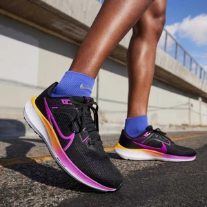 Air Zoom Pegasus 40 Kadın  Siyah Koşu Ayakkabısı DV3854