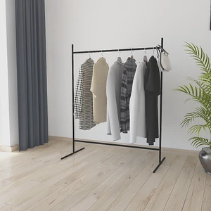 Metallica Concept Nokta Dikdörtgen Siyah Konfeksiyon Askısı Ayaklı Askılık Elbise Askılığı