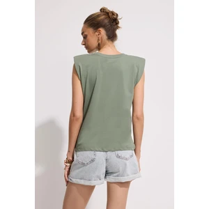 Omuz Vatkalı Kolsuz T-Shirt