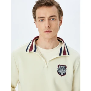 Baskılı Pamuk Karışımlı Yaka Detaylı Yarım Fermuarlı Sweatshirt
