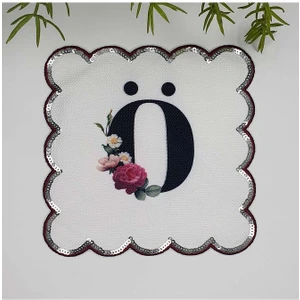 Ö Harfi Baskılı Kişiye Özel Pul Işlemeli Monogramlı Nakış Kenar Pullu Kokteyl Peçetesi 1 Adet