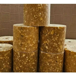 Sazan Yemleme( Balık Yemi )Delikli Silindir Mısır Küspesi 2 Kilo