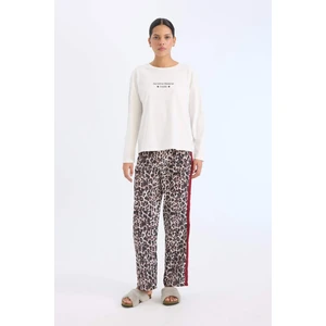 Pijama Takımı Regular Fit Uzun Kollu Baskılı Üst Leopar Desenli Uzun Alt-Fall in Love E2352AX24WN