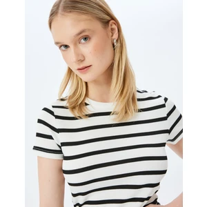 Basic Çizgili Bisiklet Yaka Kısa Kollu Kaşkorse Slim Fit T-Shirt