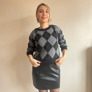 Antrasit Siyah Haley Baklava Desenli Kazak