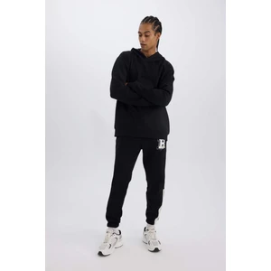 DefactoFit NBA Boston Celtics Jogger Eşofman Altı Standart Fit Beli Bağcıklı Cepli Lastikli Paça D1562AX24WN