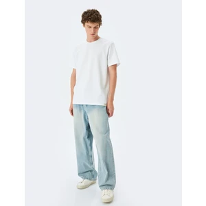 Bisiklet Yaka Kısa Kollu Etiket Detaylı Basic T-Shirt