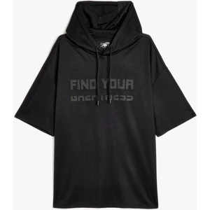 Slogan Baskılı Kapüşonlu Kısa Kollu Oversize Spor T-Shirt
