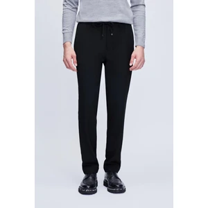 Siyah Rahat Kesim Yandan Cepli Jogger Pantolon