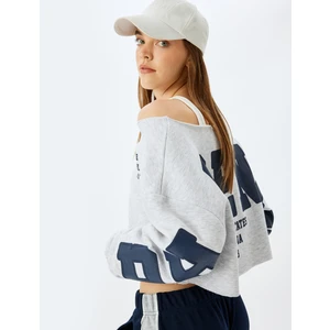 Arkası Baskılı Kayık Yaka Crop Oversize Sweatshirt