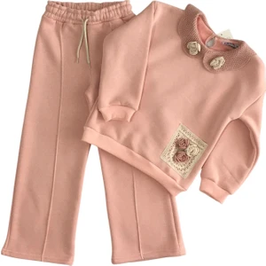 Arya Nisa Kids Kız Çocuk Pamuklu Bebe Yaka Dantel ve Gül Detaylı Pembe Sweatshirt Geniş Paça Eşofman Alt Üst Takım