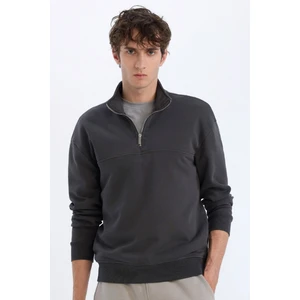 Relax Fit Dik Yaka Fermuarlı Basic Düz Kalın Sweatshirt E5334AX24WN