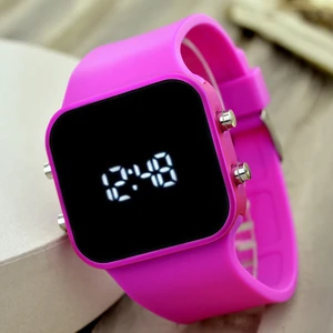 LED Ekran Trend Model Silikon Kordon Genç Kız Kadın Kol Saati ST-303796