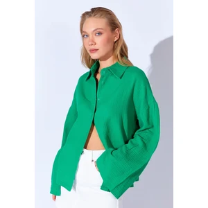 Benetton Kolları Salaş Yıkamalı Müslin Oversize Rahat Kalıp Kadın Basic Gömlek| MKS166881-01