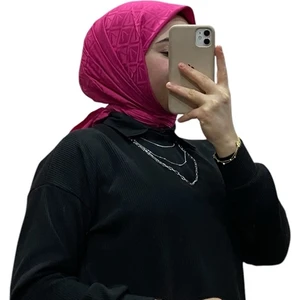 Jakarlı V Desenli Eşarp 1036