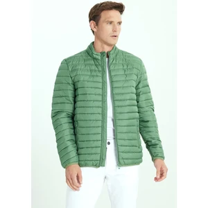 Altınyıldız Classics Sıcak Tutan Standart Fit Normal Kesim Dik Yaka Yan Cepli Mont