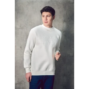 3 Iplik Manifest Yazı Nakışlı Dik Yaka Sweatshirt