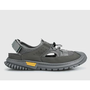 Bags Shoes Bulldozer 231474 Erkek Outdoor Spor Kapalı Burunlu Sandalet