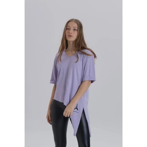 Kadın Eiffel Baskı Detay Asimetrik Kesim T-Shirt