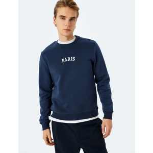 Bisiklet Yaka Pamuk Karışımlı Şardonlu Slogan Işlemeli Sweatshirt