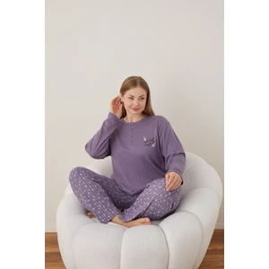 Kadın Kışlık Büyük Beden Curve Nakışlı Desenli Yakası Düğmeli Uzun Kollu Pijama Takımı