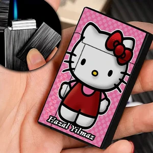 İşte Bu Kişiye Özel İsimli Gazlı Rüzgar Geçirmez Çakmak Hello Kitty Pembe Baskılı