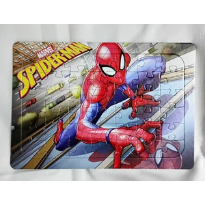 Örümcek Adam Puzzle 54 Parça Yap Boz