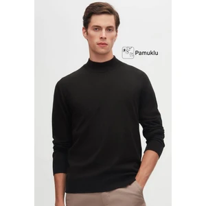 Regular Fit Siyah Pamuk Karışımlı Yarım Balıkçı Triko Kazak 5HF06ORT16275