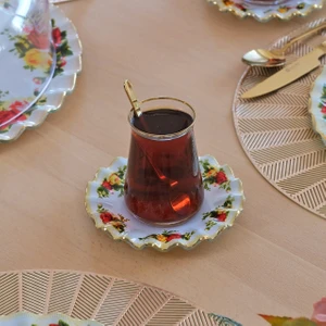 Humber Altın Yaldızlı 12 Parça 6 Kişilik Cam Çay Takımı