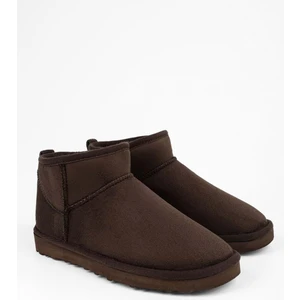 Kadın Upps Kahve Içi Tüylü Kısa Süet Düz Bot