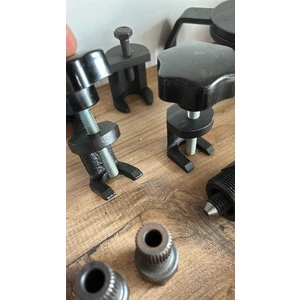 Silecek Çektirme Aparatı