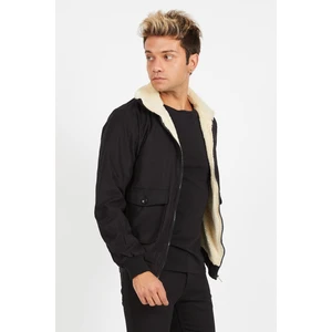 Erkek Siyah Renk Içi Bej Kürklü Kolları Kemeri Ribanalı Fitilli Kadife Ceket