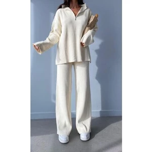 Kadın Fitilli Yaka Fermuarlı Paçası Fermuarlı Yanlardan Yırtmaçlı Triko Takım