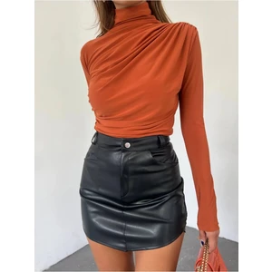 Kadın Dik Yaka Büzgülü Bluz