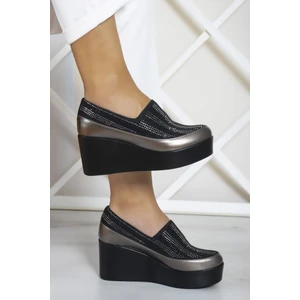 Erkan Saçmacı Roxana Platin Taşlı Streç Dolgu Topuklu Günlük Ayakkabı