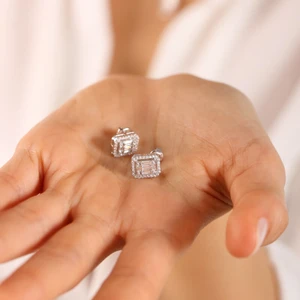 Sembol Gold Beyaz Altın Baget Küpe