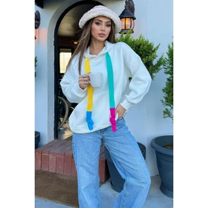 Kadın Kapüşonlu Renkli Şeritli Şardonlu Sweatshirt