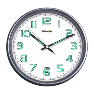 M3 Decorium Silver Gümüş Metalik Çerçeve Fosforlu Phosphorous Duvar Saati