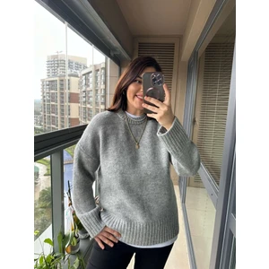 Elif Özbey Gri Bisiklet Yaka Oversize Kazak